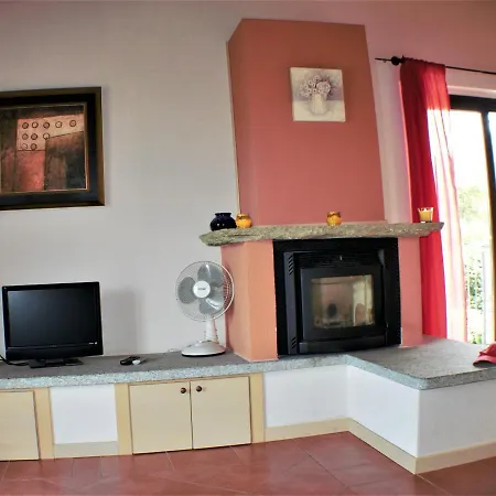 Apartment Beata Rose Colico